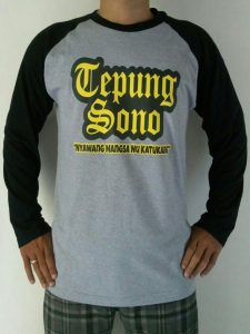 pesan kaos raglan