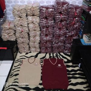 bikin vest rajut
